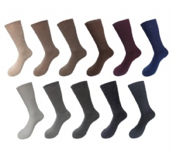 1 пара модных женских носков.